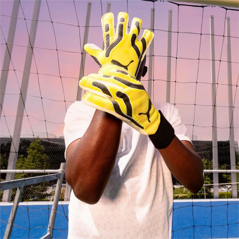 Puma Ultra Ultimate Hybrid Sun 41858 02 Goalkeeping Gloves Accessories/Gloves Puma