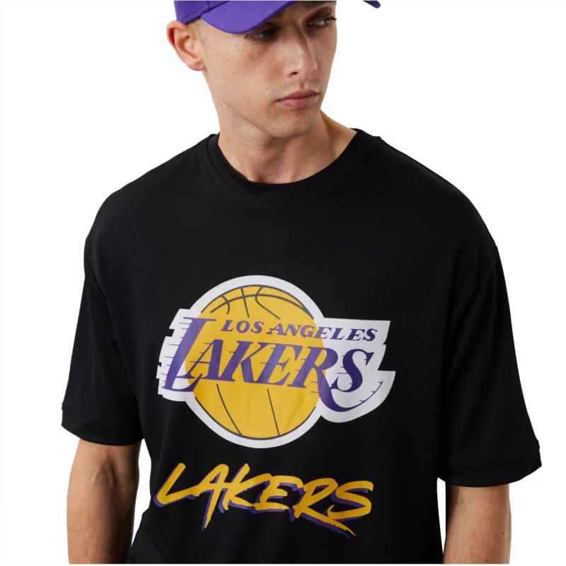 New Era NBA Los Angeles Lakers Script Mesh Tee M 60284737 Clothing/Lifestyle/T-shirts/New Era Your Sports Performance