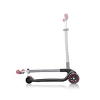 Scooter 3 wheels Globber Master Lights 662-120-2 HS-TNK-000015844 Accessories/Skating/Hulajnogi Your Sports Performance