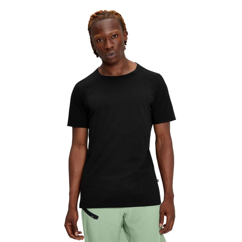 On Running On T-shirt – TM 1MD10200553 Clothing/Training/On Running Your Sports Performance