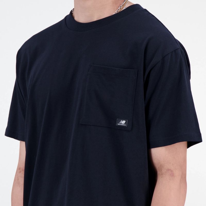 New Balance t-shirt Essentials Reimagined Cott M MT31542BK Clothing/Lifestyle/T-shirts/New Balance New Balance