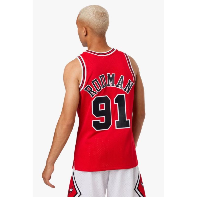 Mitchell &amp; Ness Chicago Bulls NBA Dennis Rodman T-shirt M SMJYGS18154-CBUSCAR97DRD Clothing/Basketball/Jordan Your Sports Performance