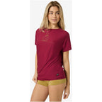 Women’s SUPER.NATURAL W Cat Yoga Loose Tee in Red
