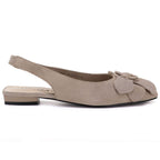 Women's leather sandals with a flower, beige, Vinceza 26-66951 Vinceza
