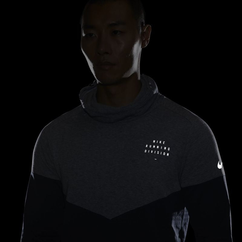 Nike running sphere element sales hoodie