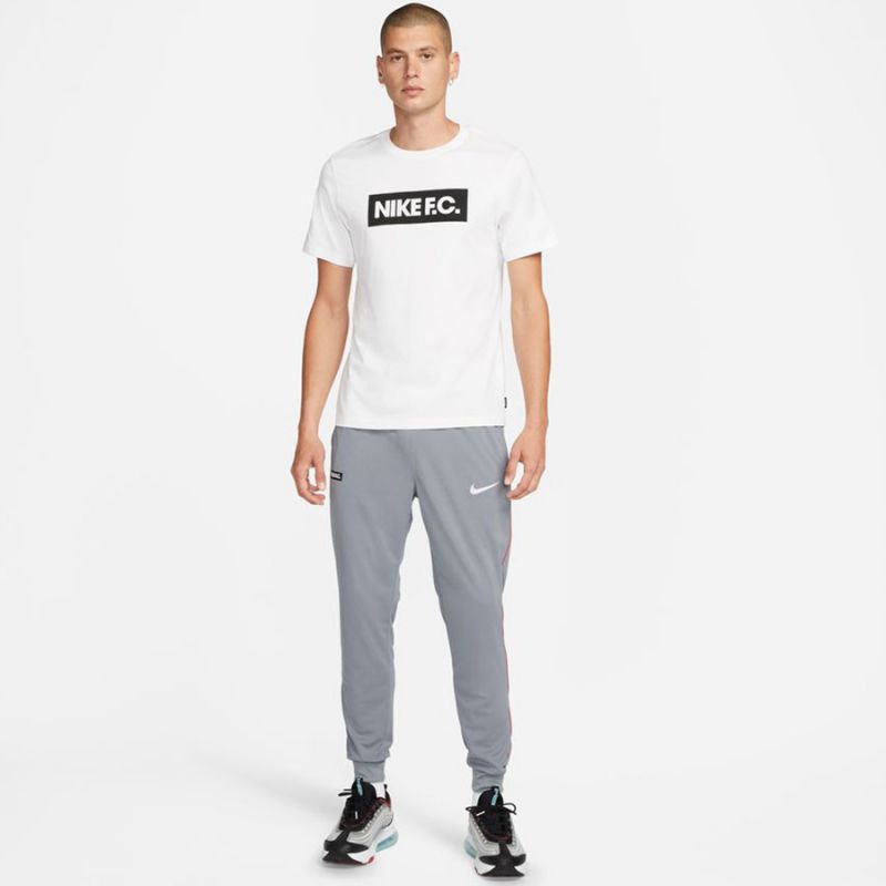 Nike shut cheap out pants