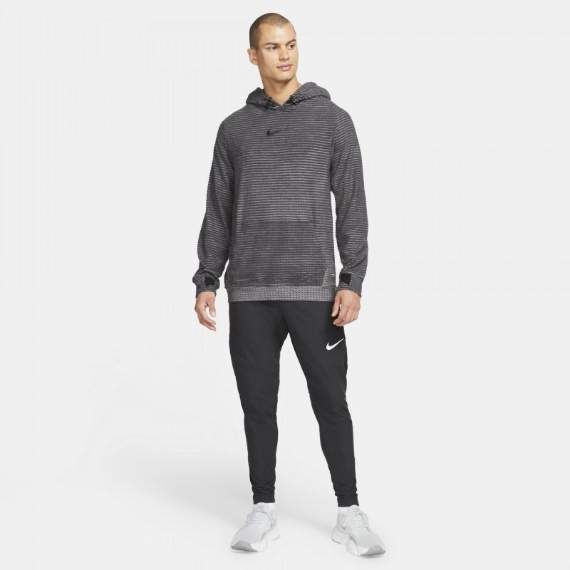 Nike pro hoodie deals
