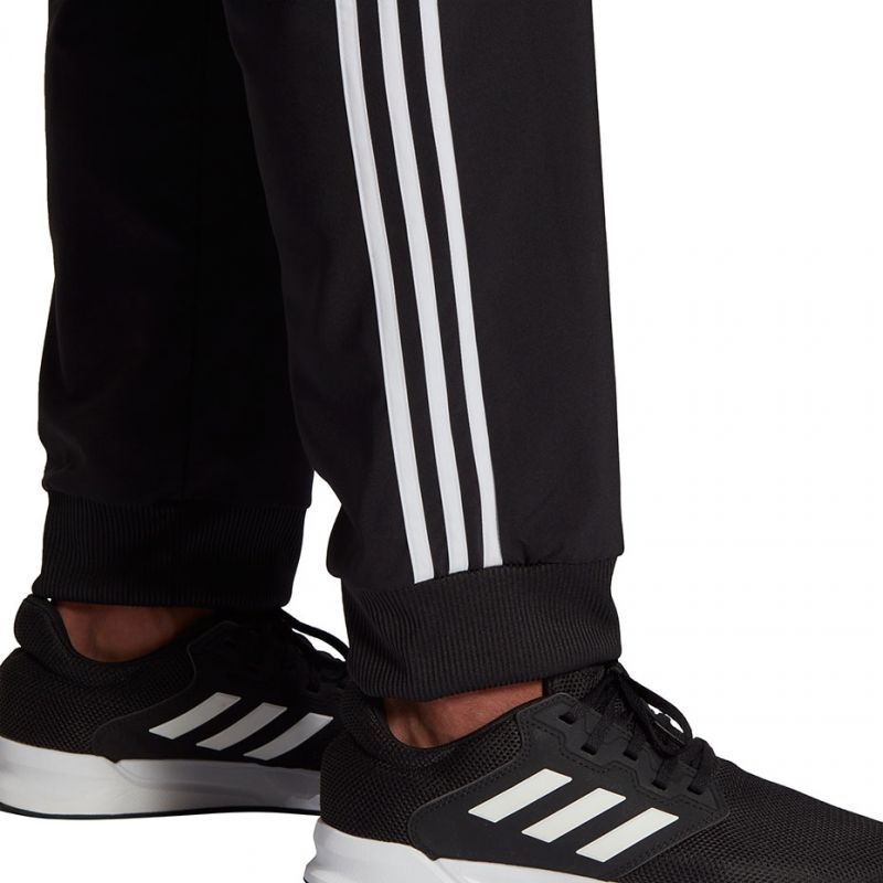 Adidas skateboarding on sale tech sweatpants