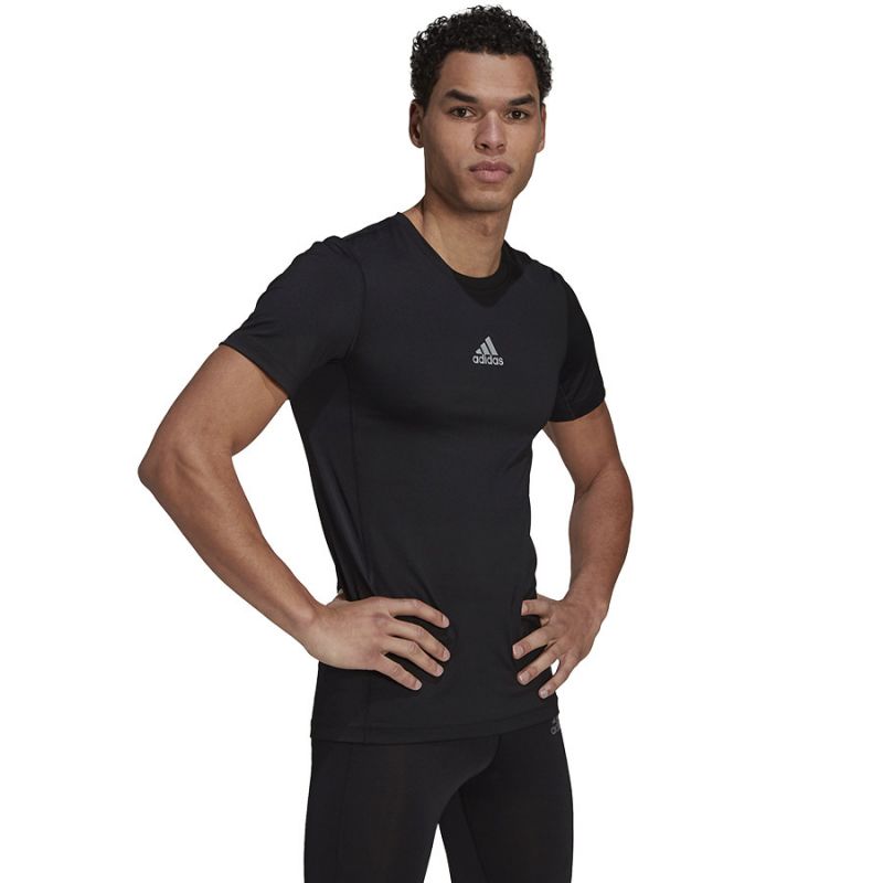 Adidas techfit short store sleeve