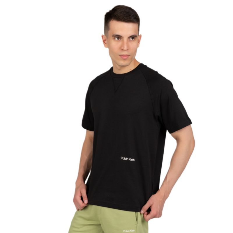 Calvin Klein Comfort Raglan Logo T-shirt M K10K108738 Clothing , Shirts , Men Your Sports Performance
